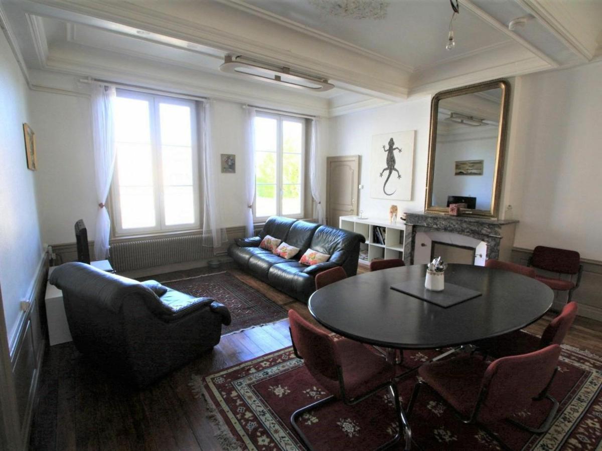 Appartement Historique Au Centre De Toul, Proche Cathedrale, Tous Services Inclus - Fr-1-584-74 Exterior photo